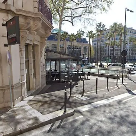 Place Catalogne * Perpignan